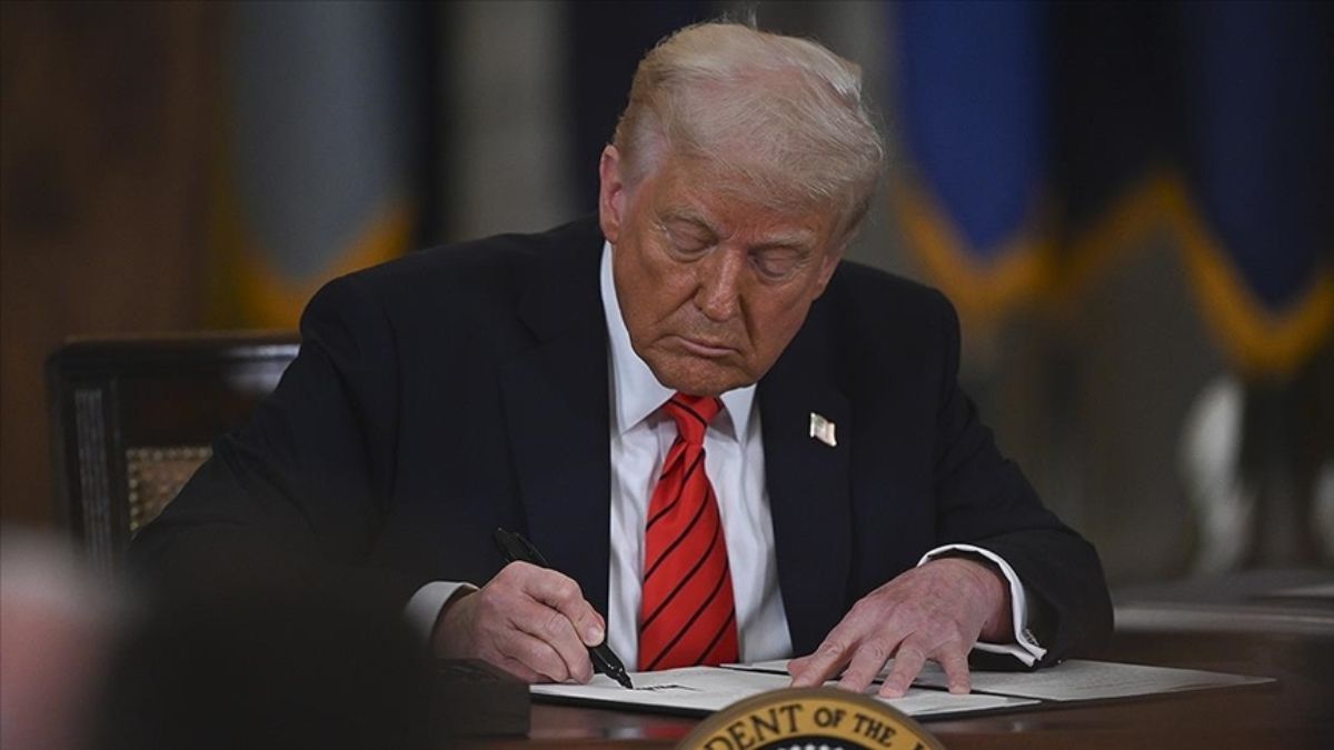 Trump kararnameye imzayı attı: Savunma Bakanlığı’nın adı 
