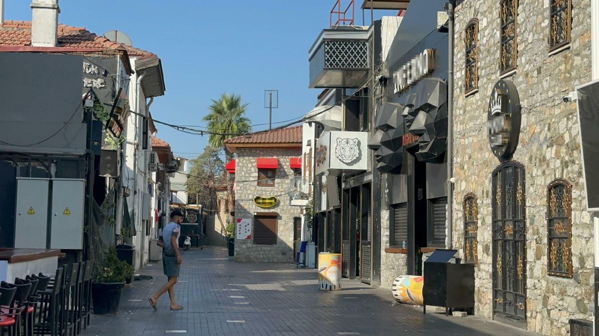 Muğla Barlar Sokağı'nda silahlı saldırı