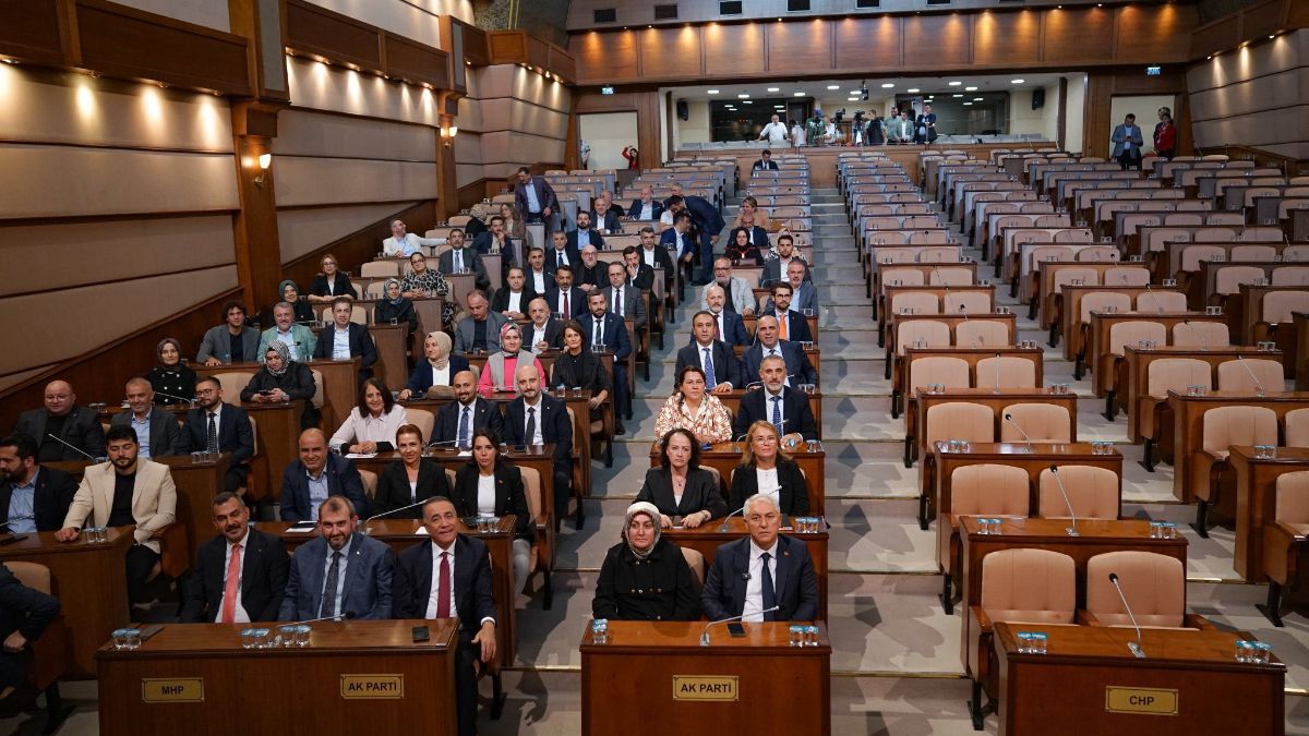 İBB Meclisi'nde CHP Grubu katılım sağlamadığı için Eylül oturumu yapılamadı