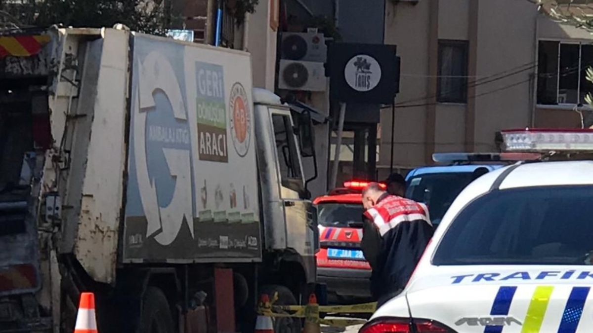 Çanakkale'de kamyonun çarptığı yaşlı adam olay yerinde yaşamını yitirdi