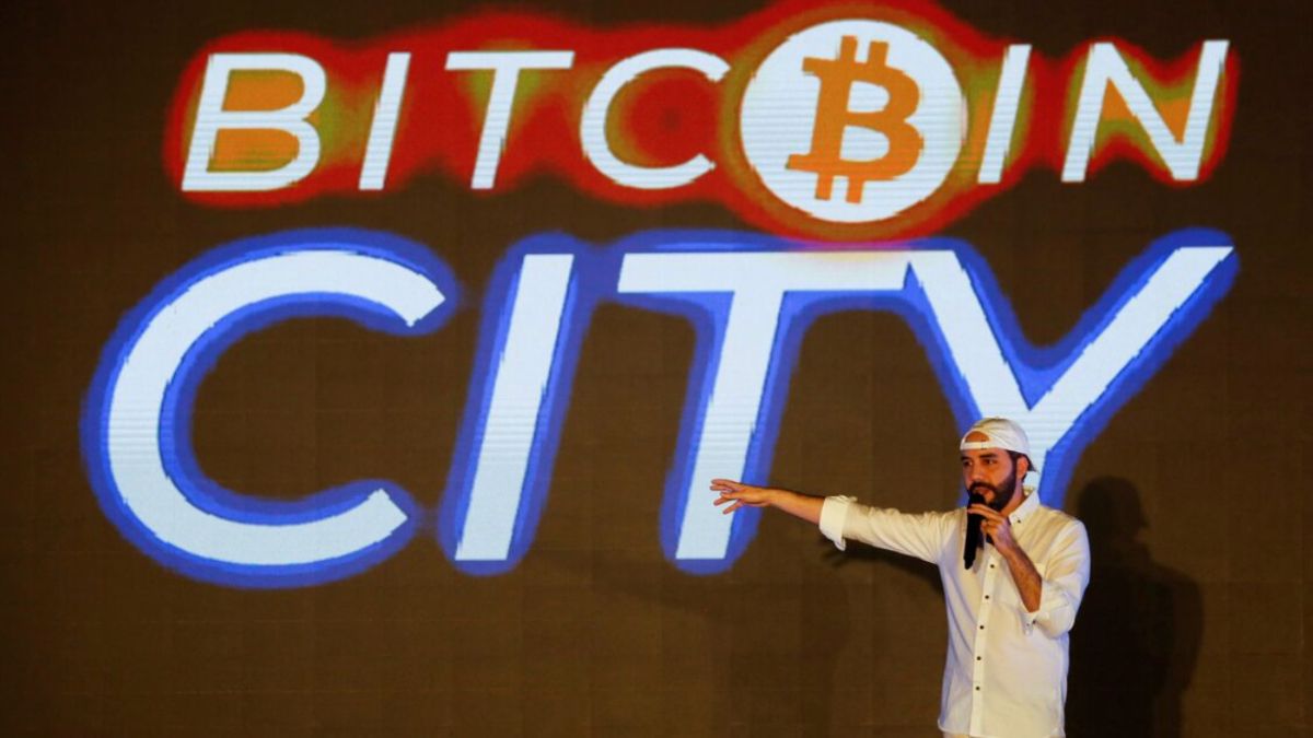 El Salvador Devlet Başkanı Nayib Bukele'nin Bitcoin sevinci