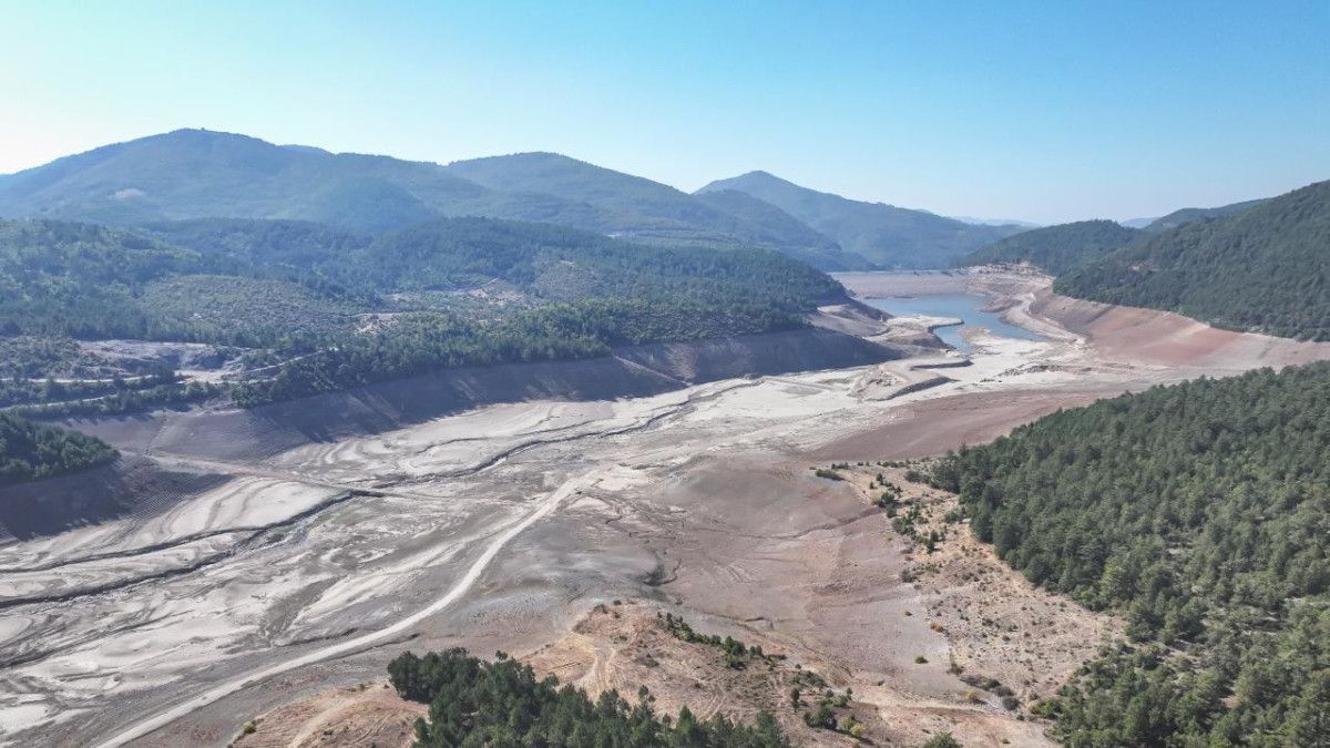 Bursa'daki barajlarda doluluk oranı yüzde 1'in altına düştü