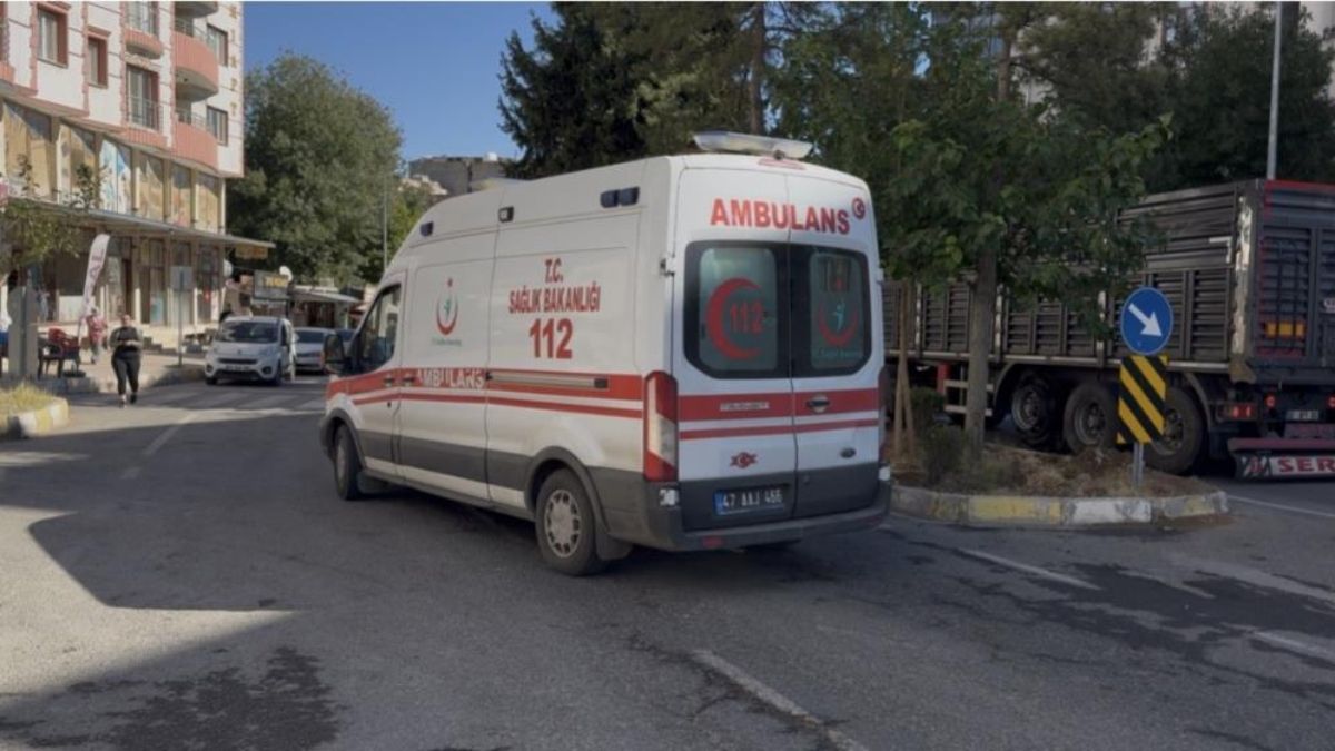 Mardin'de fermuar sistemi uygulanmadı, ambulans ters yöne girdi