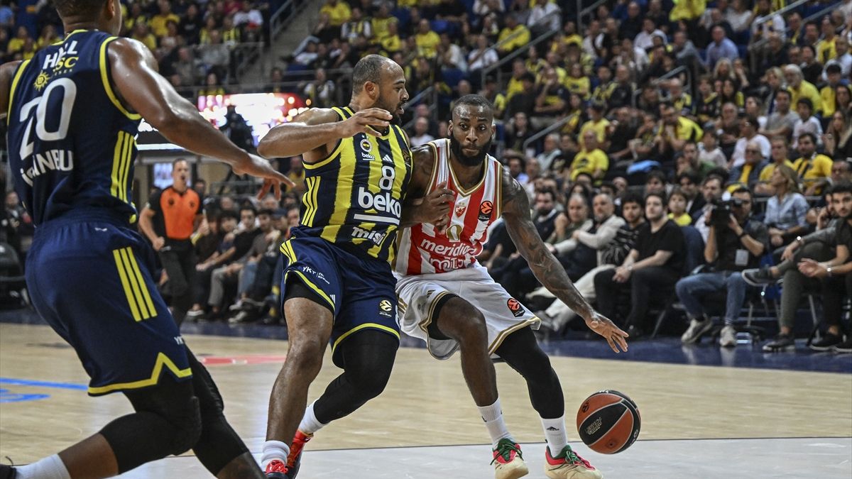 Fenerbahçe sahasında Kızılyıldız'a yenildi