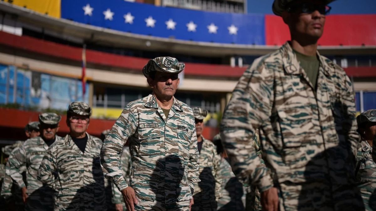 Venezuela 'Bağımsızlık 200 Operasyonu' tatbikatına başladı