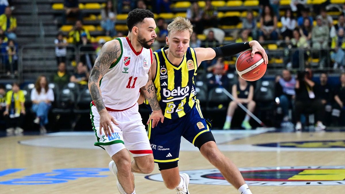 Fenerbahçe, Karşıyaka'ya şans tanımadı