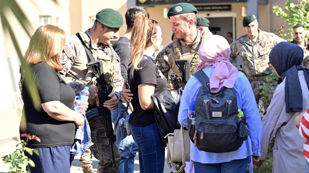 Aydın'da özel harekat polisleri, dualarla Suriye'ye uğurlandı