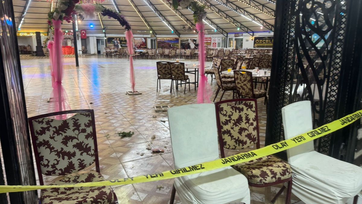 Şanlıurfa'da düğünde silahlı kavgada 3 kişi yaralandı