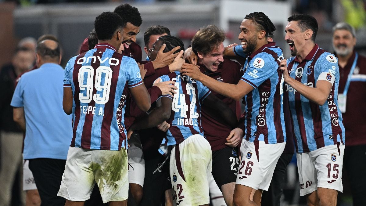 Trabzonspor sahasında hata yapmadı: Eyüpspor'u 2 golle geçti