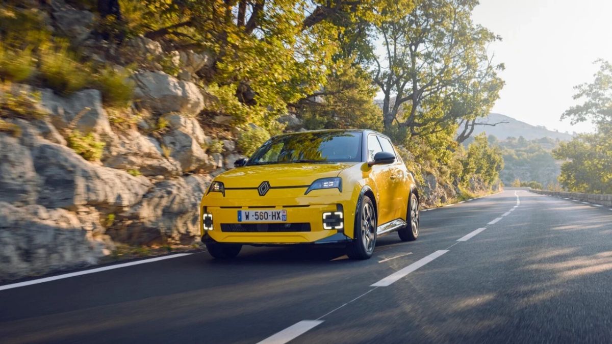 Renault, yılın ilk 9 ayında yaklaşık 1.7 milyon araç sattı