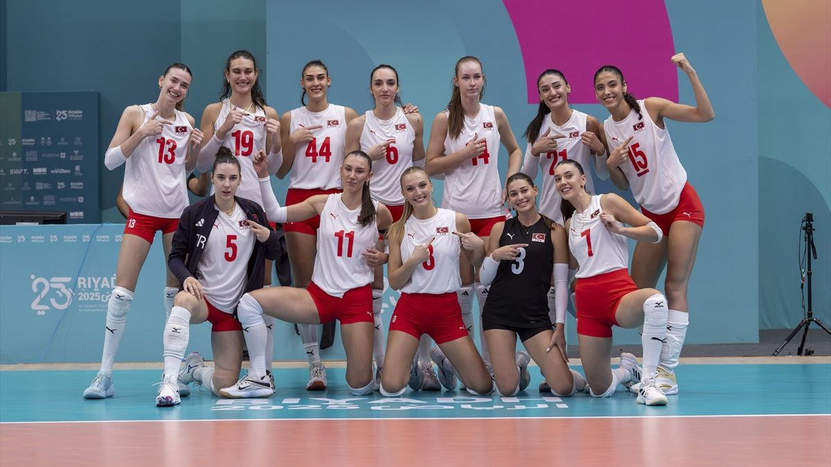Kadın Voleybol Milli Takımı, İslami Dayanışma Oyunları'nda Afganistan'ı devirdi