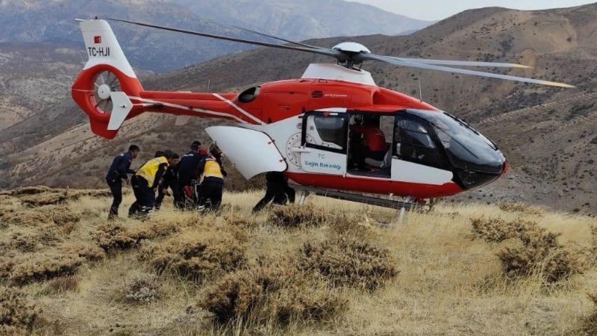 Malatya'da uçuruma yuvarlanan kişi kurtarıldı