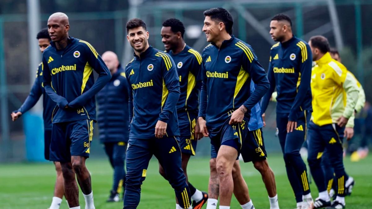 Fenerbahçe, Viktoria Plzen maçı kamp kadrosunu açıkladı