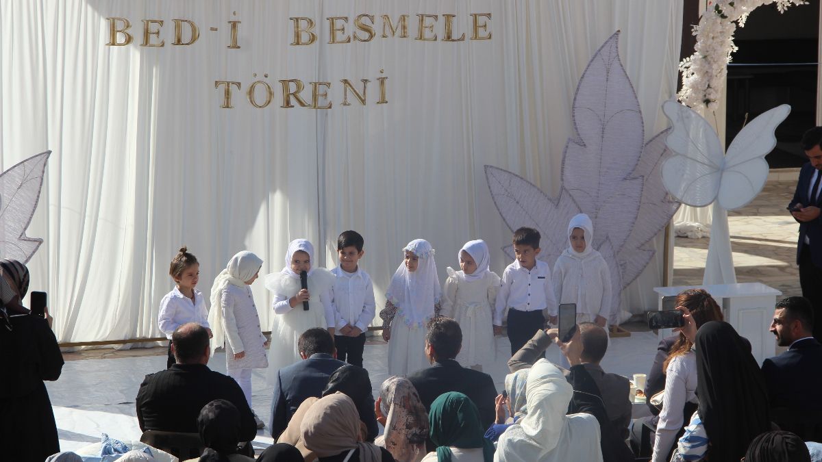 Cizre’de minikler için anlamlı 'Bed-i Besmele' töreni