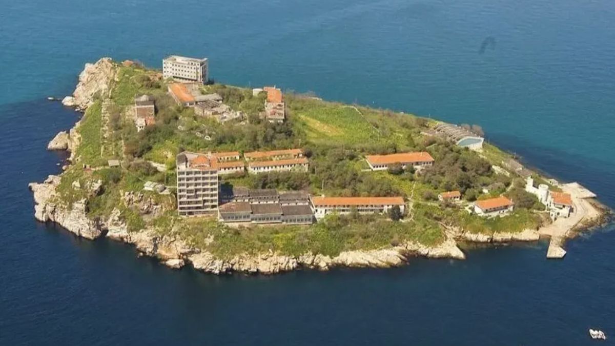 TBMM: Heyet İmralı’yı ziyaret etti