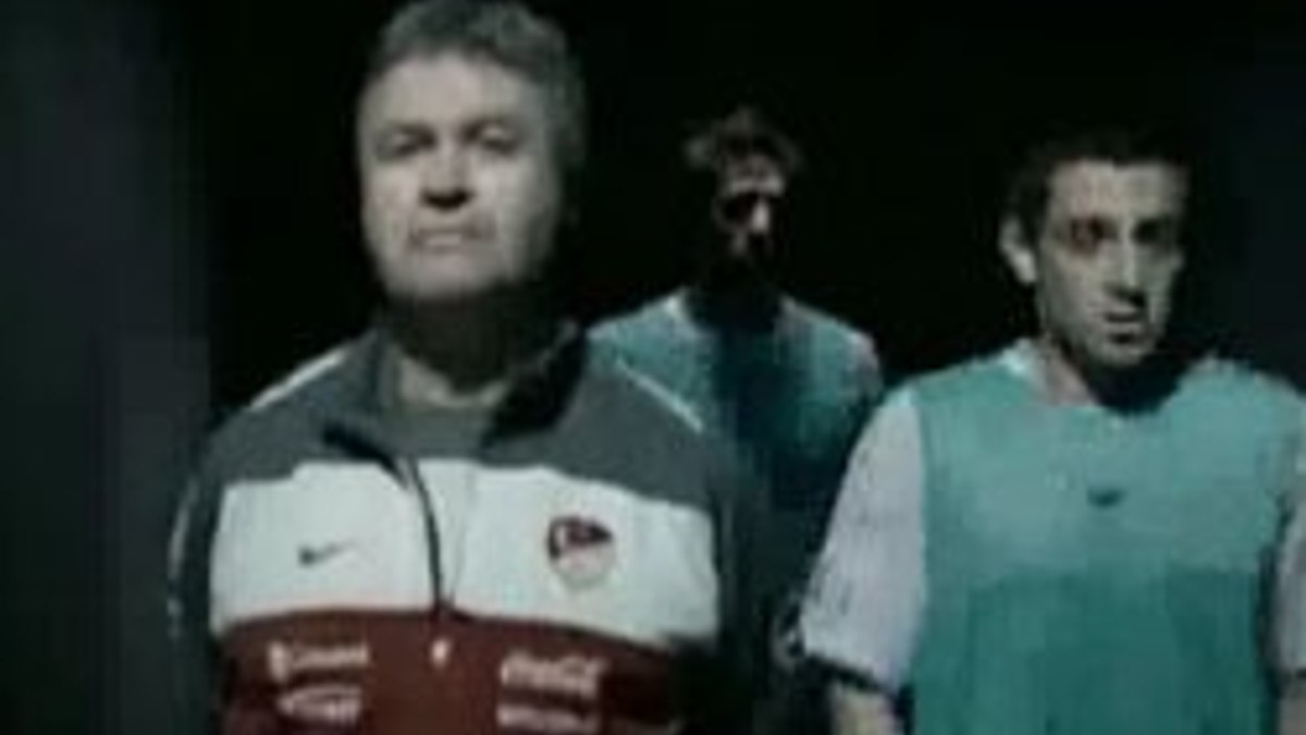 Nihat Behlül'e döndü-İzle