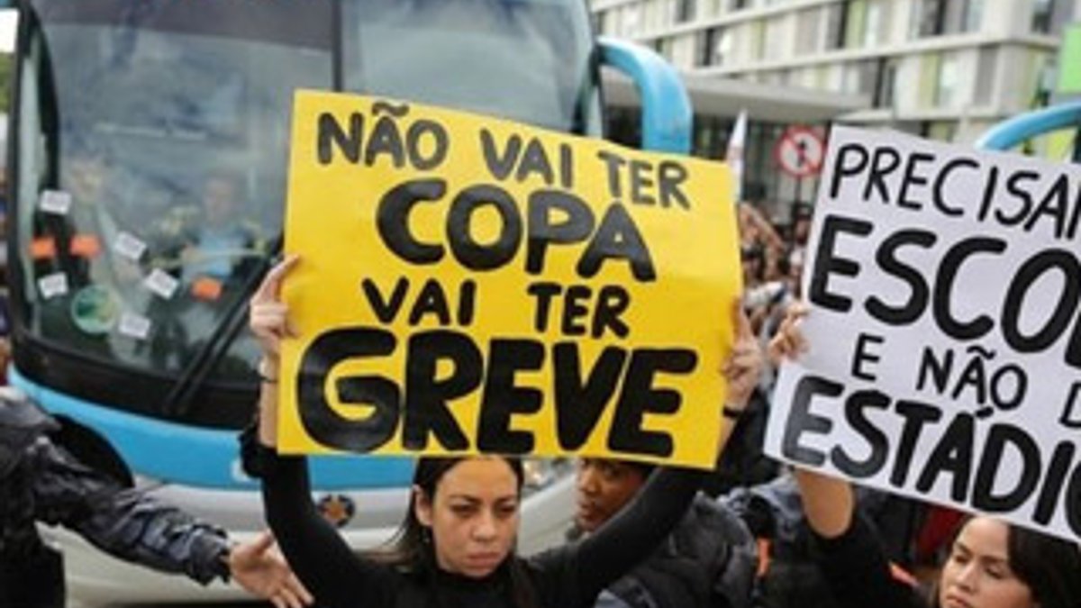 Dünya Kupası öncesi Brezilya'da grev krizi