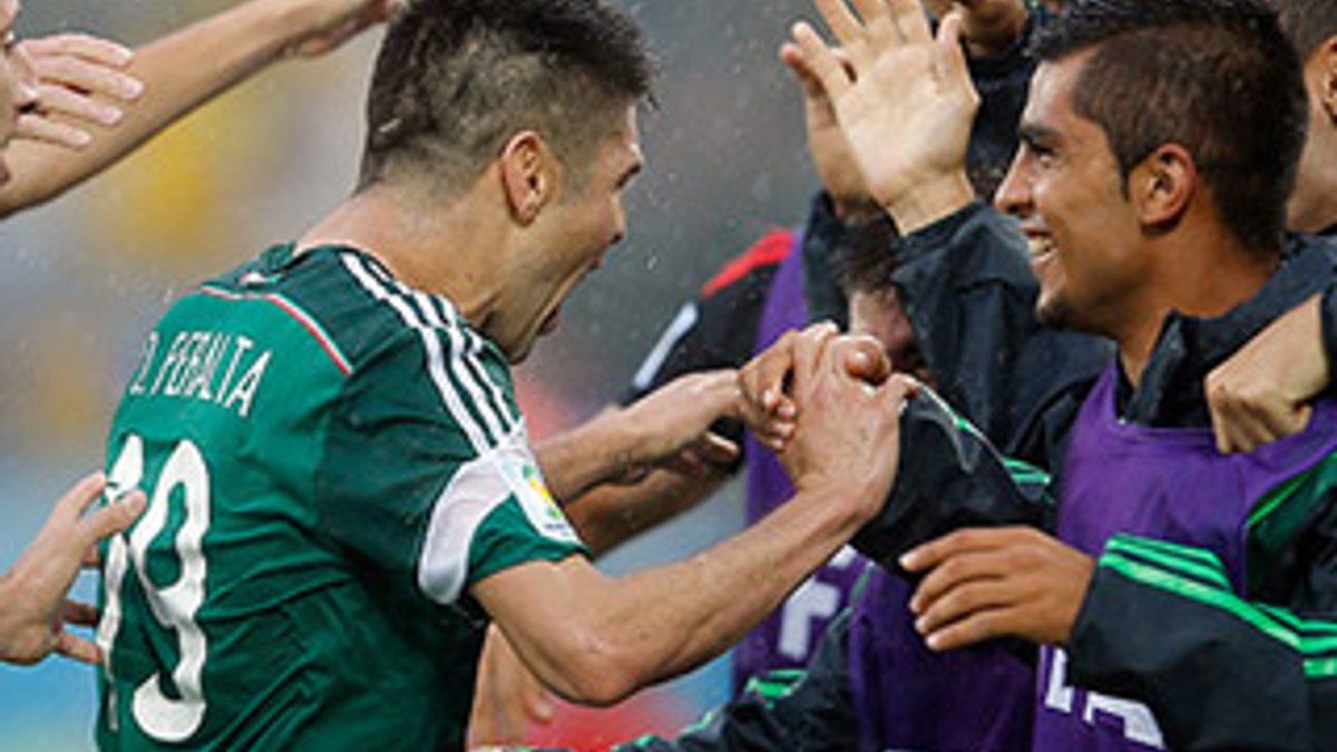 Dünya Kupası'nda Meksika Kamerun'u Peralta ile devirdi