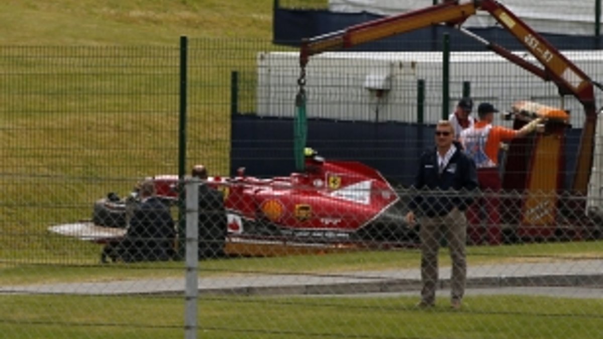 Raikkonen'in kazası Britanya Grand Prix'ine damga vurdu