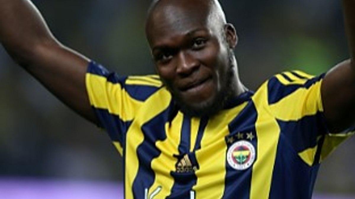 Moussa Sow, Arda Turan'a mest oldu