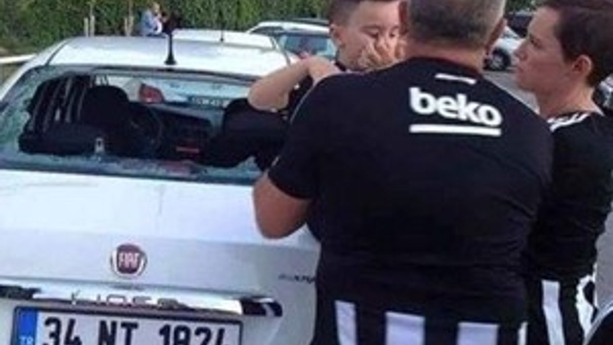 Futbol fanatikleri yine iş başındaydı