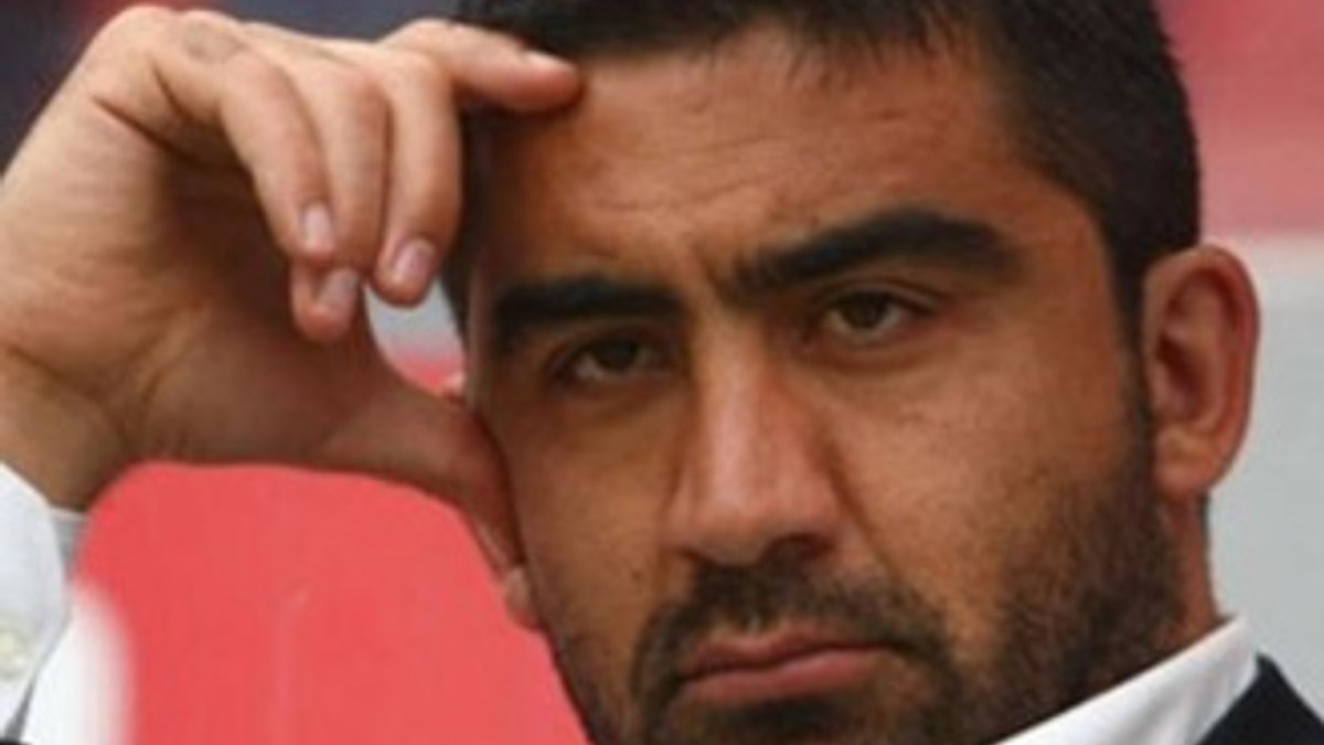 Ümit Özat'a büyük ayıp