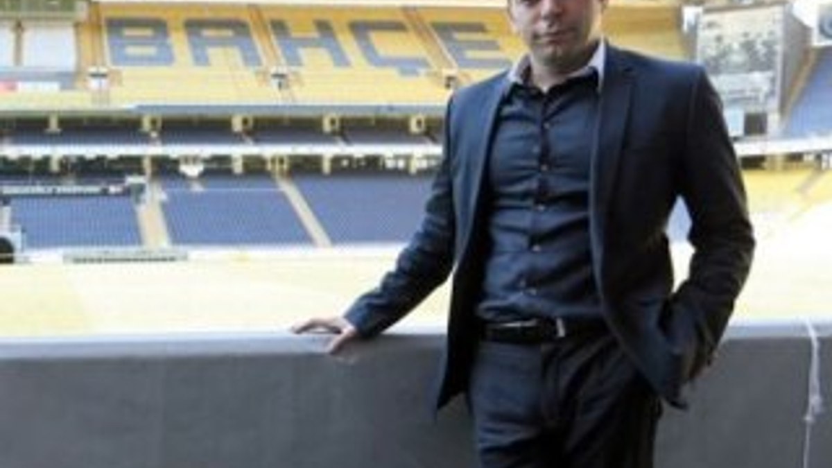 Fenerbahçe'de İsfendiyar Zülfikari istifa etti