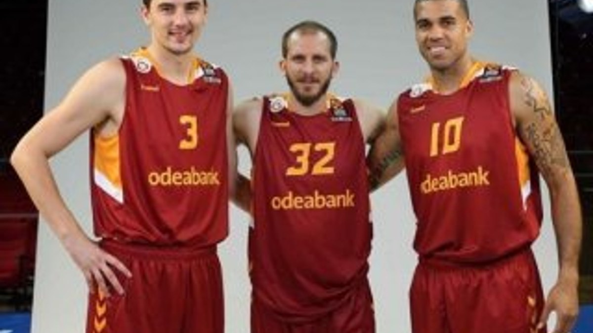 Galatasaray Odeabank'ta 2 yıldız kadro dışı
