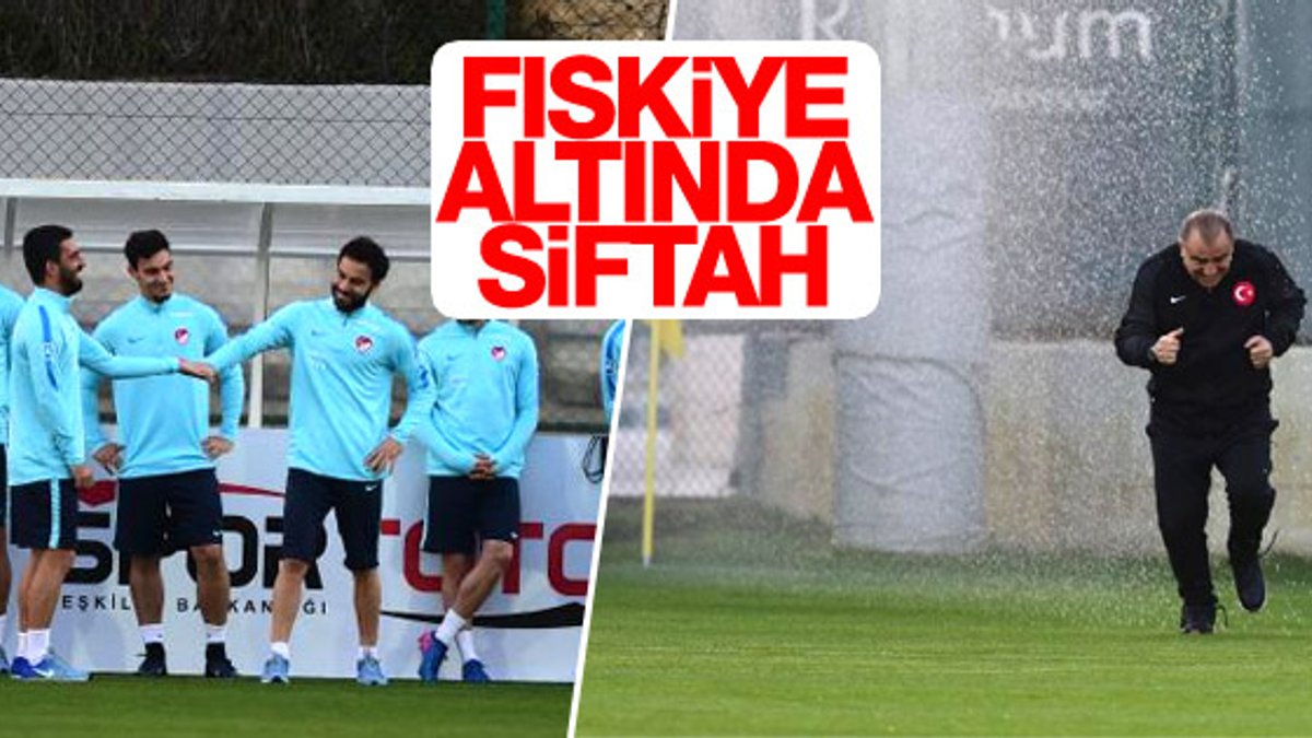 A Milli Futbol Takımı Antalya'da top başı yaptı