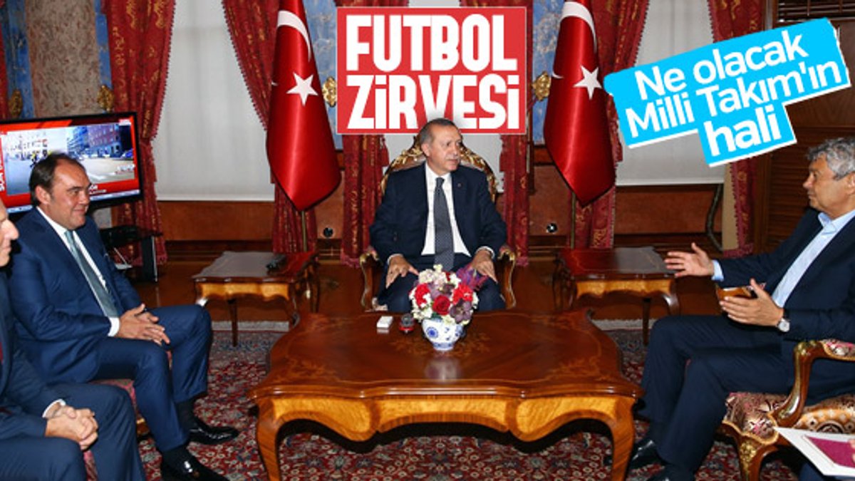 Cumhurbaşkanı Erdoğan Demirören ve Lucescu'yu ağırladı