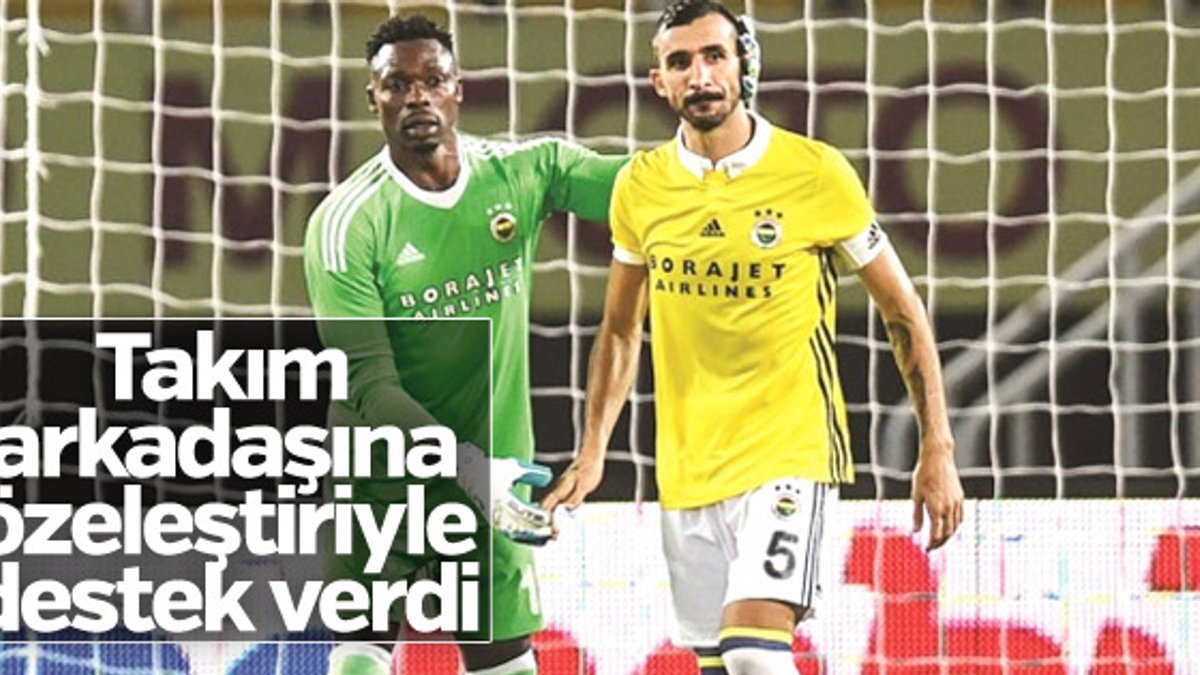 Fenerbahçeli futbolculardan Mehmet Topal'a moral