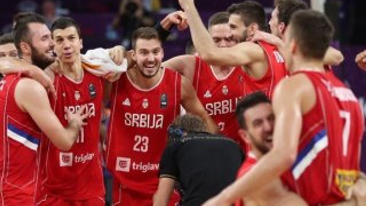 Eurobasket 2017'de Slovenya ve Sırbistan finalde