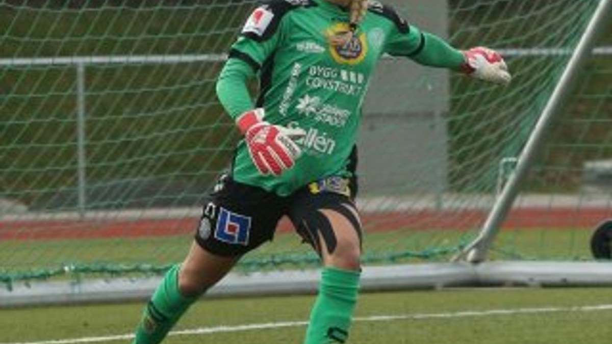 İsveç'te genç kadın futbolcu Müslüman oldu