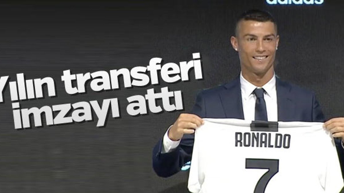 Ronaldo Juventus'a imza attı