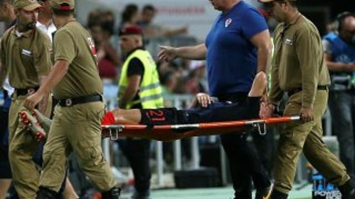 Vida sahayı sedyeyle terk etti