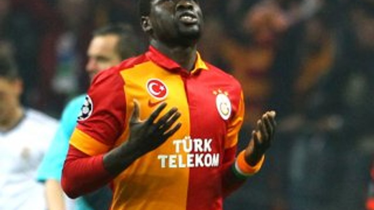 Emmanuel Eboue evleniyor