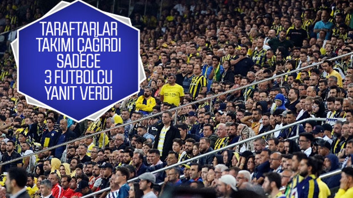 Fenerbahçeli futbolcular, tribünlerin çağrısına gitmedi