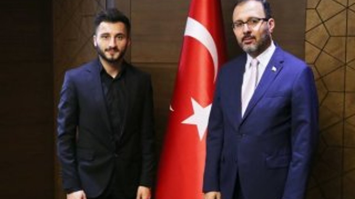 Bakan Kasapoğlu, Enver Cenk Şahin'i kabul etti