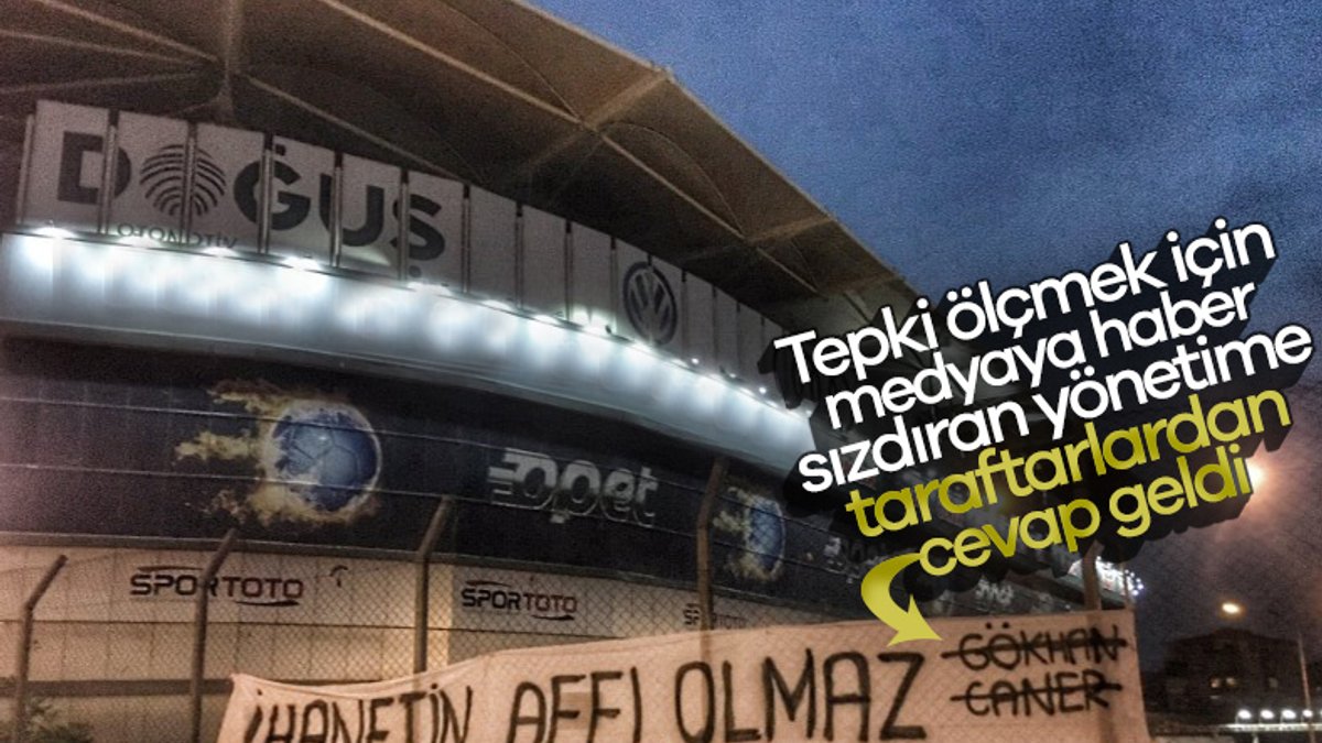 Fenerbahçeli taraftarlardan Caner-Gökhan pankartı