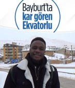Ekvatorlu üniversite öğrencisi Bayburt'un havasına alışamadı