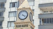 Kahramanmaraş'taki saat kulesinde depremden sonra zaman durdu