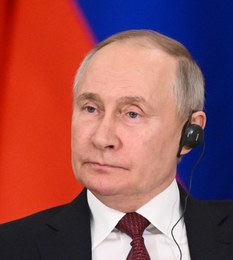 Vladimir Putin'den nükleer silah çıkışı