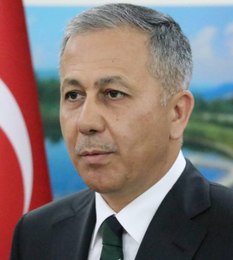 Bakan Yerlikaya duyurdu: 49 zehir taciri yakalandı