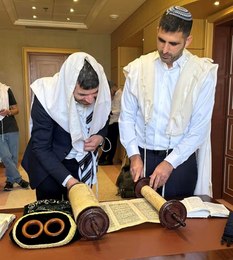 İsrailli Bakan Suudi Arabistan'da Yahudi Sukot Bayramı ayini yaptı
