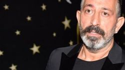 Cem Yılmaz: Tarkan, gözleriyle sevişen biri