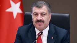 Fahrettin Koca: Üniversite öğrencilerimiz 13 Eylül'den önce aşılarını olacak