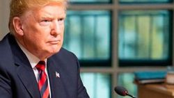 Trump, Venezuela'yı denizden kuşatmak istiyor