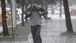 AKOM uyardı: İstanbul'a şiddetli sağanak yağış geliyor