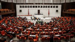 Enerji kanun tasarısının ilk 5 maddesi TBMM'de kabul edildi