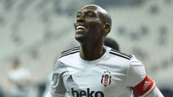 Atiba: Galibiyeti Ahmet Nur Çebi'ye armağan ediyoruz